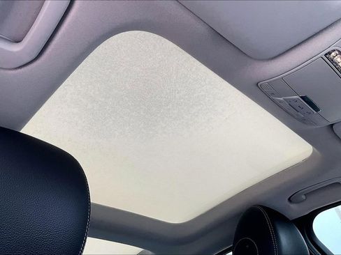 Used 2018 Mercedes-Benz C 300 4MATIC Sedan image 15