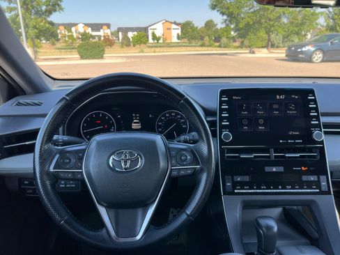 Used 2019 Toyota Avalon XSE FWD image 20