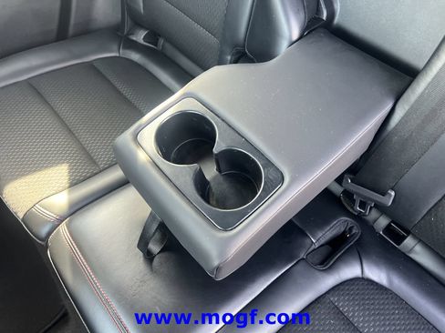 Certified 2025 Ford Escape ST-Line FWD image 21