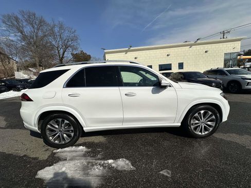 Used 2021 Mercedes-Benz GLE 350 4MATIC w/ Premium Package image 2