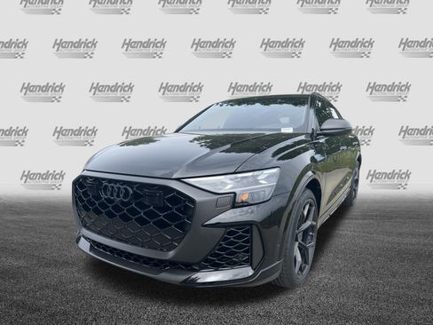 Used 2025 Audi RS Q8 performance AWD/4WD image 5