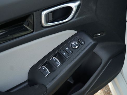 Used 2025 Honda Civic FWD Hybrid Sedan image 5