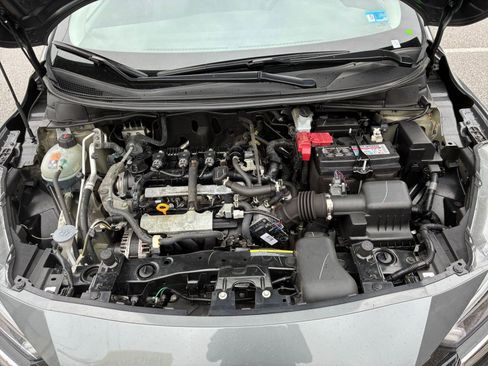 Used 2025 Nissan Versa SV FWD image 30