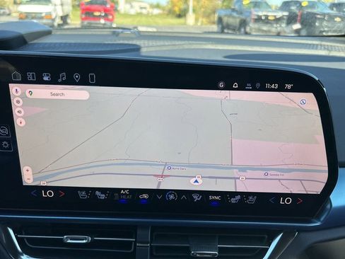 New 2026 Chevrolet Equinox EV LT image 10