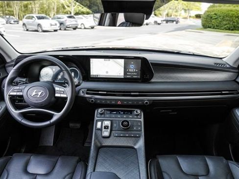 Used 2023 Hyundai Palisade Limited FWD image 23