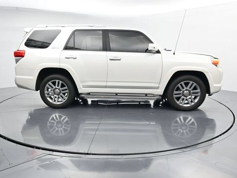 Used 2011 Toyota 4Runner Limited AWD/4WD image 9