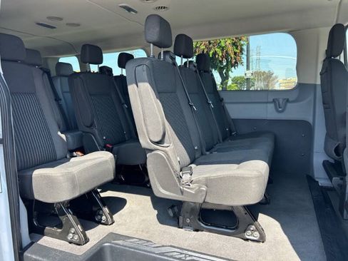 Used 2017 Ford Transit 350 XLT RWD image 14