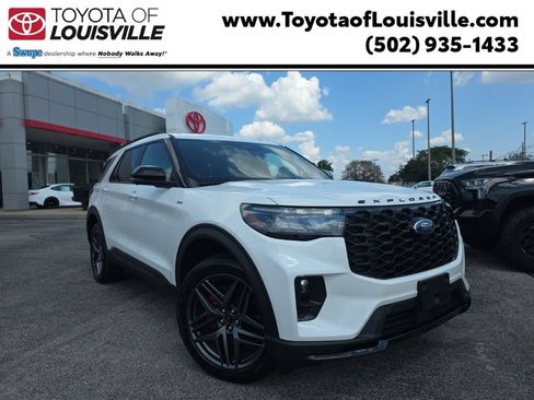 Used 2025 Ford Explorer ST-Line w/ ST-Line Street Pack AWD/4WD image 1