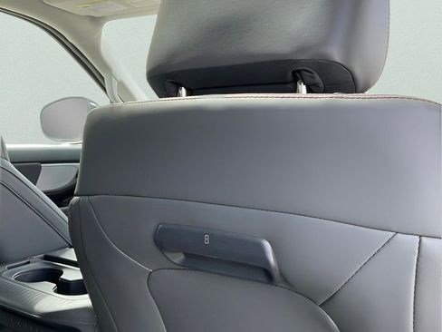 New 2025 Ford Expedition Max Active image 18