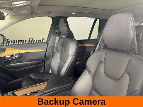 Used 2024 Volvo XC90 B5 Plus image 11