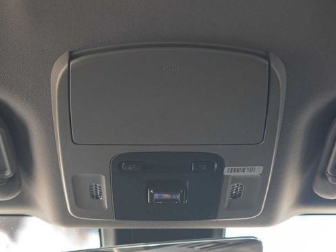 Used 2024 Toyota Camry SE FWD image 25