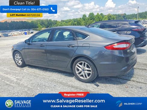 Used 2015 Ford Fusion SE FWD image 3