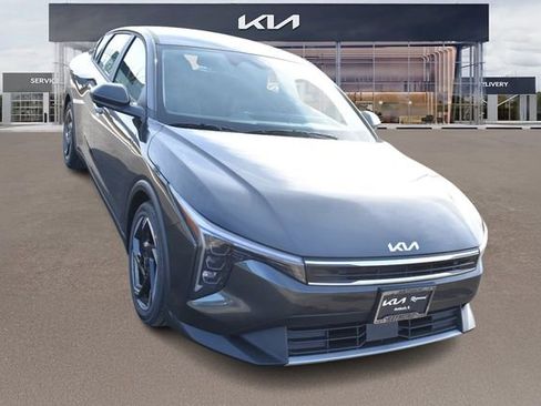 New 2026 Kia K4 EX image 10
