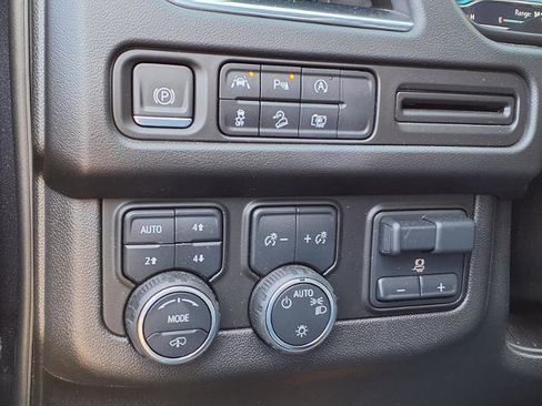 Certified 2023 Chevrolet Tahoe Z71 w/ Off-Road Capability Package image 15