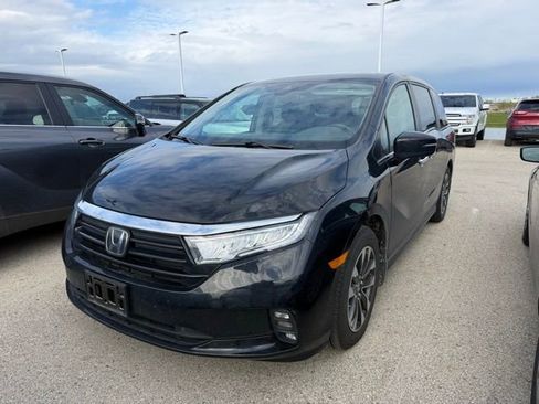 Used 2024 Honda Odyssey EX-L image 3