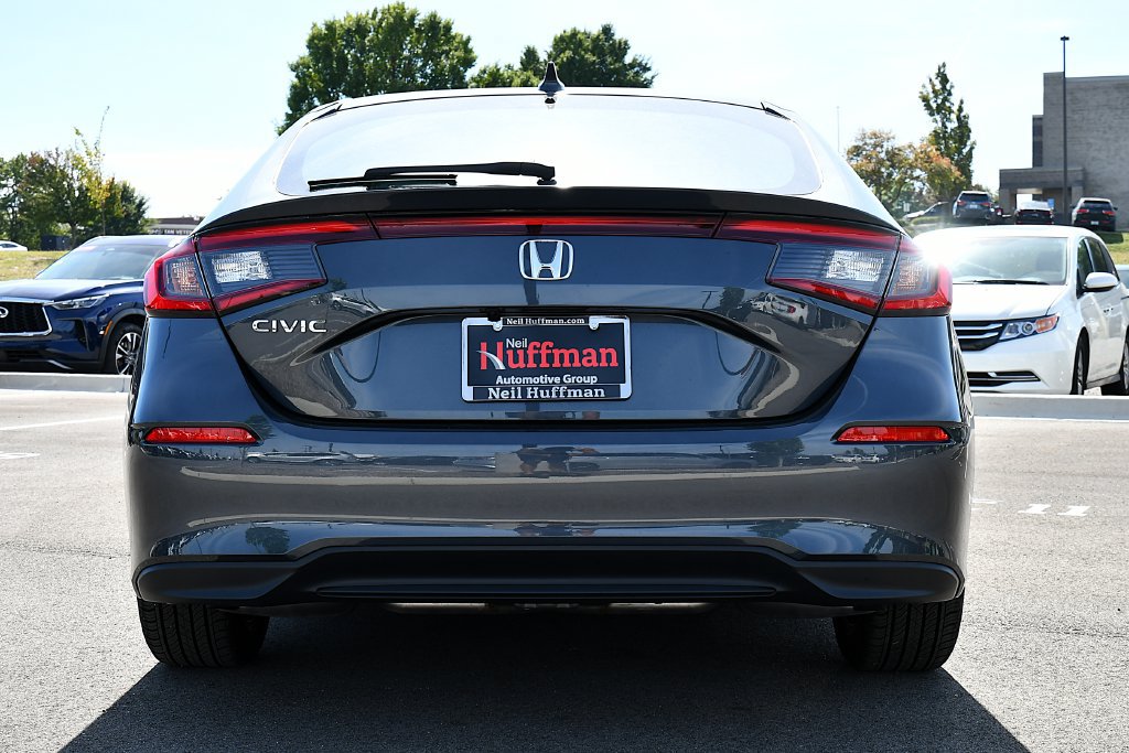 Used 2024 Honda Civic EX-L image 6