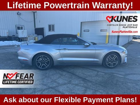 Used 2023 Ford Mustang Convertible RWD image 12