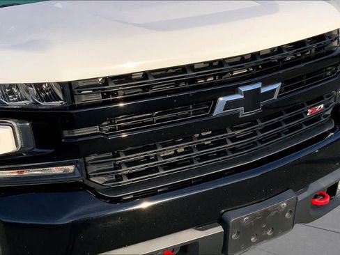 Used 2021 Chevrolet Silverado 1500 LT Trail Boss w/ Convenience Package II AWD/4WD image 29