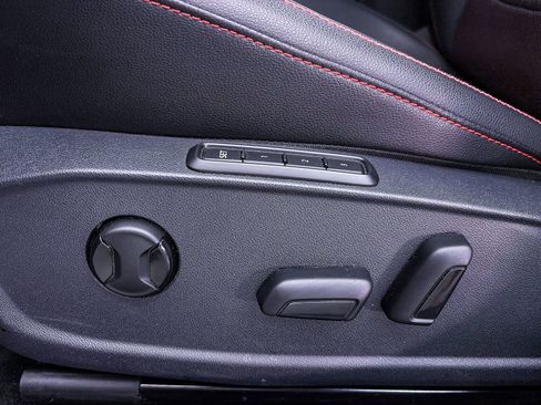 Used 2022 Volkswagen Jetta GLI Autobahn FWD image 18