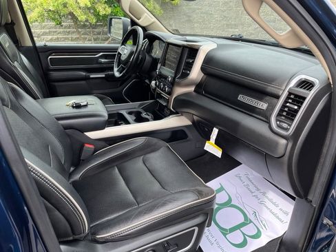 Used 2020 RAM 1500 Laramie AWD/4WD image 12