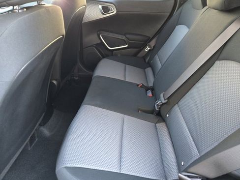 Certified 2025 Kia Soul LX image 30