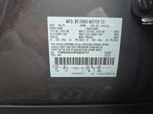 Certified 2023 Ford Explorer XLT w/ Equipment Group 202A AWD/4WD image 26