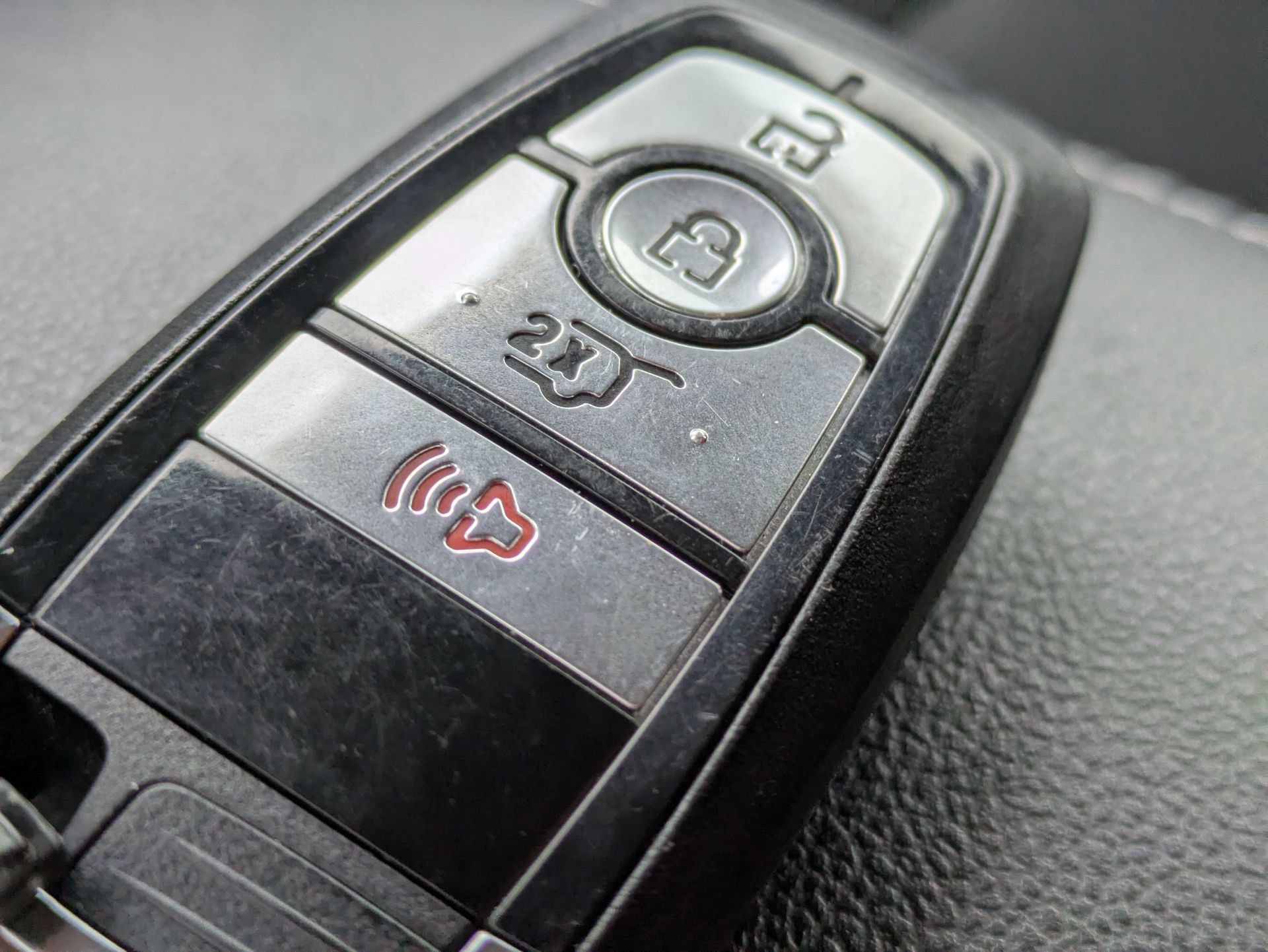 New 2025 Ford Escape Active FWD image 32