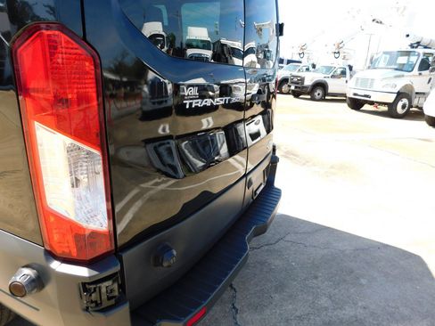 Used 2018 Ford Transit 350 XL RWD image 9