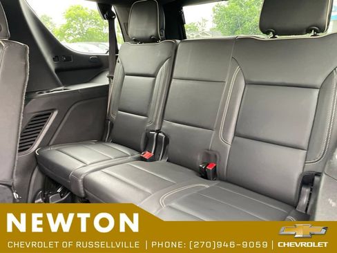 Used 2024 GMC Yukon SLT RWD image 40