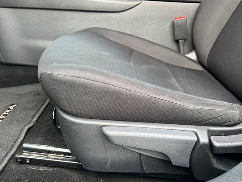 Used 2024 Nissan Sentra S image 15