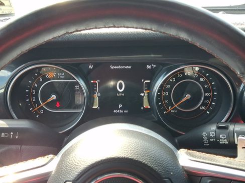 Used 2023 Jeep Wrangler Unlimited Rubicon 392 w/ Trailer Tow Package AWD/4WD image 26