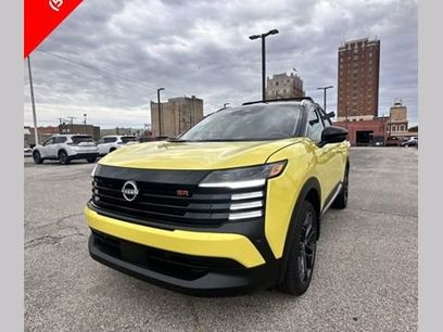 New 2025 Nissan Kicks SR