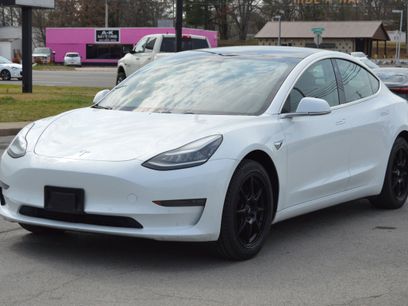 Used 2019 Tesla Model 3 Standard Range Plus