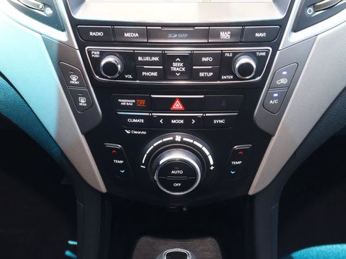 Used 2018 Hyundai Santa Fe Sport FWD image 27