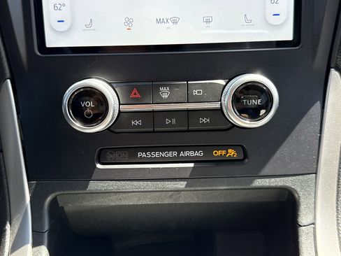 Certified 2022 Ford Edge SEL w/ Sport Appearance Package AWD/4WD image 23