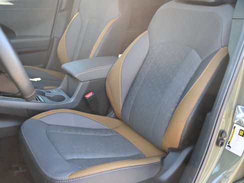 Used 2025 Subaru Crosstrek 2.5i Sport w/ Popular Package #4A image 16