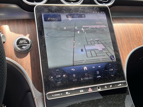 Certified 2025 Mercedes-Benz GLC 300 4MATIC image 24