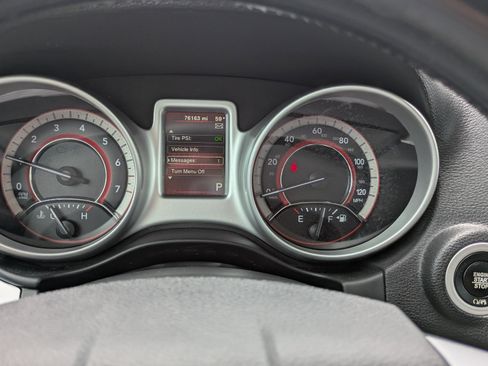 Used 2020 Dodge Journey SE w/ SE Popular Equipment Group FWD image 12