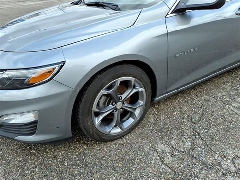 Used 2023 Chevrolet Malibu LT image 4