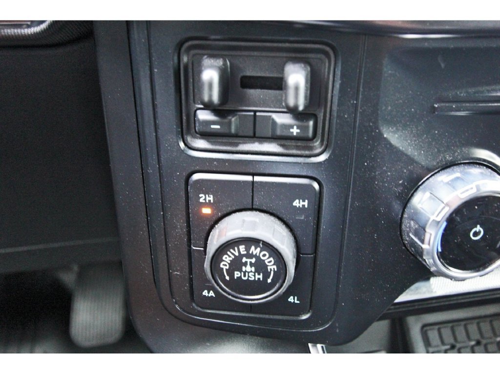 Used 2025 Ford F150 Raptor AWD/4WD image 34