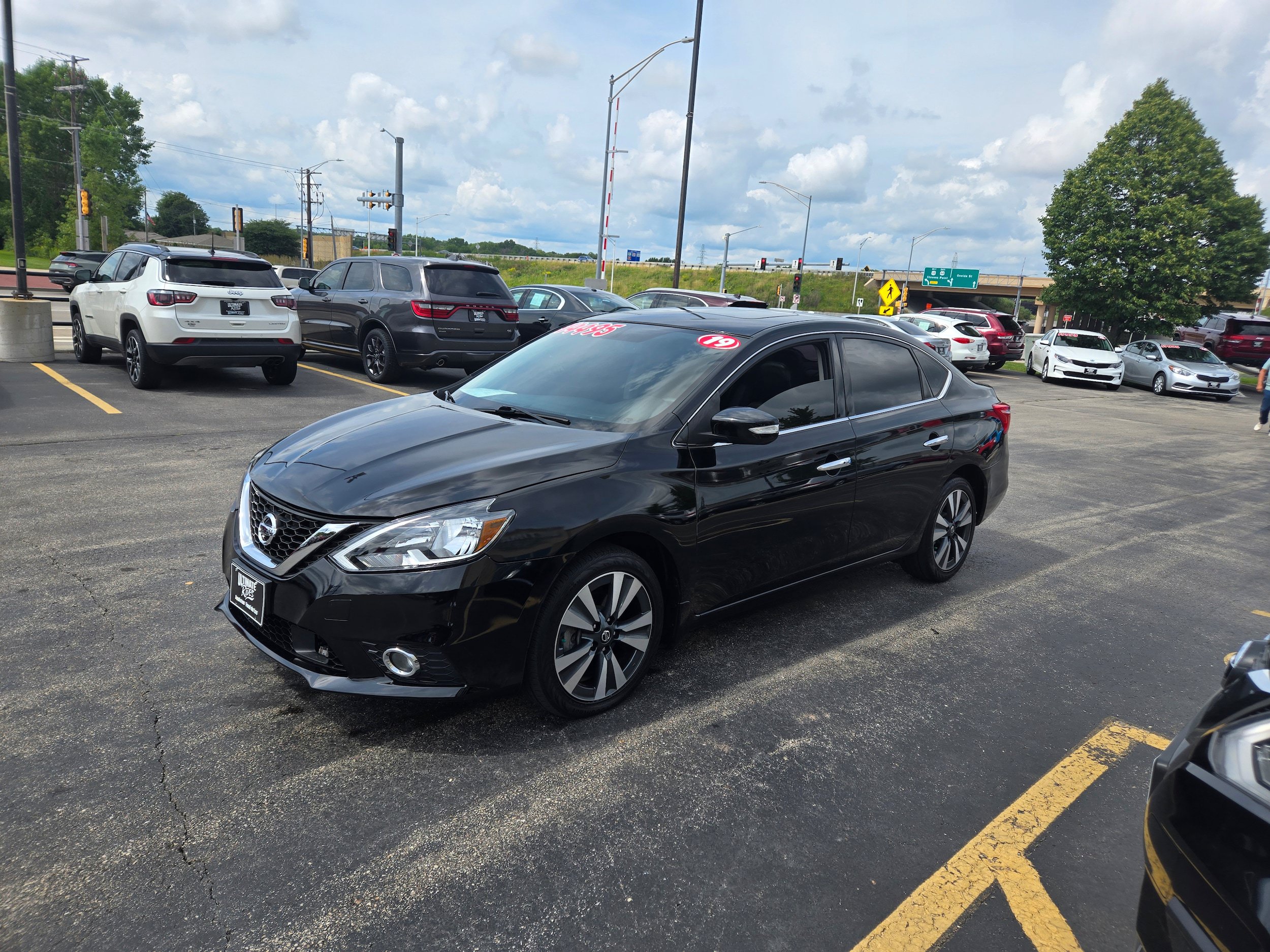Used 2019 Nissan Sentra SL FWD image 3