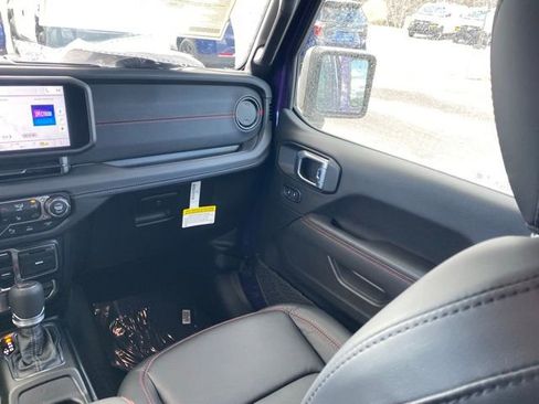 New 2026 Jeep Gladiator Rubicon w/ Safety Group image 36