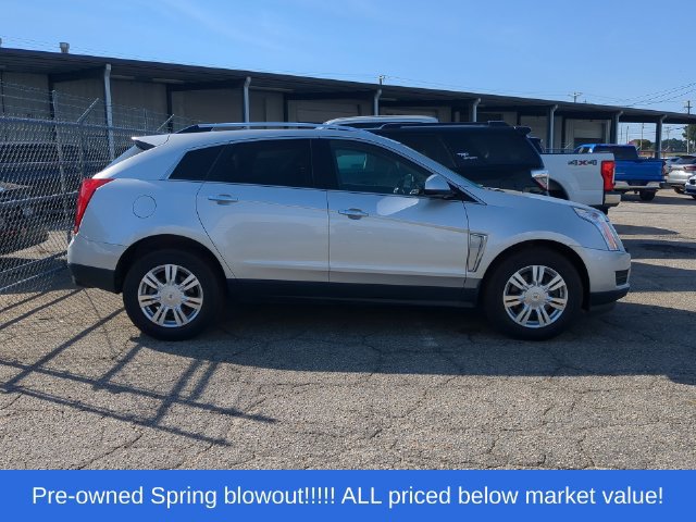 Used 2016 Cadillac SRX Luxury w/ Driver Awareness Package AWD/4WD image 3