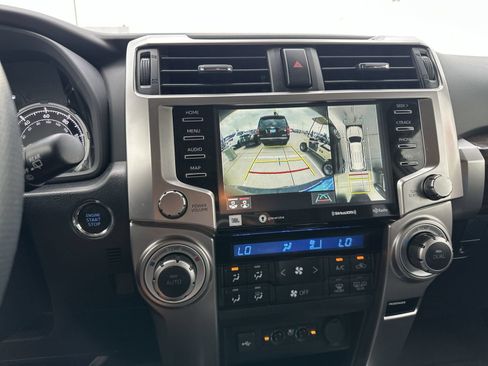 Used 2022 Toyota 4Runner Limited AWD/4WD image 15