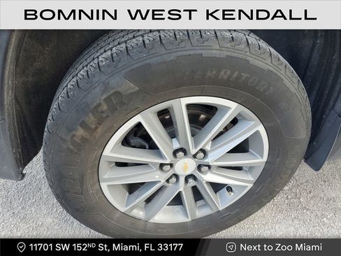 Used 2022 Chevrolet Traverse LT image 6