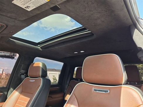Used 2024 GMC Sierra 3500 Denali Ultimate image 19