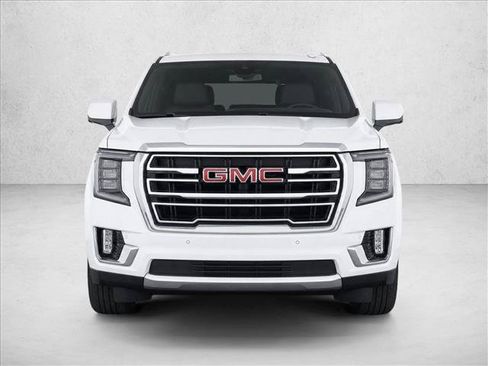 Used 2021 GMC Yukon SLT w/ SLT Premium Package RWD image 2
