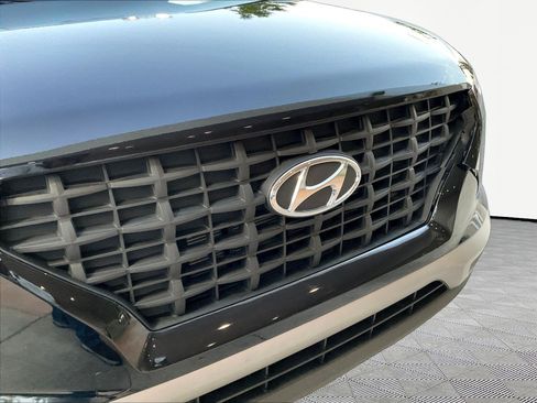 Used 2025 Hyundai Venue SE FWD image 29