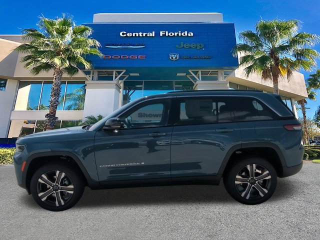 New 2027 Jeep Grand Cherokee Limited RWD image 8