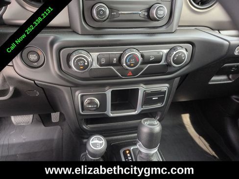 Used 2018 Jeep Wrangler Unlimited Sport AWD/4WD image 15